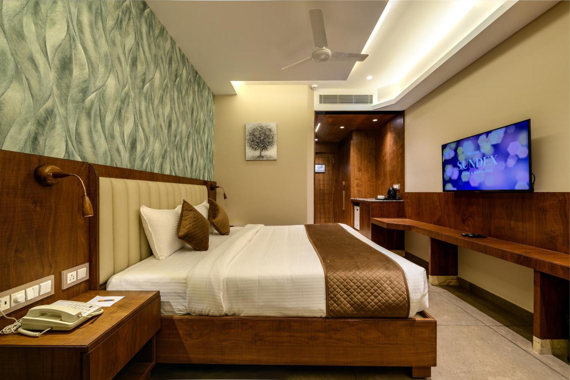 Sundex Hotel Thanjavur Buitenkant foto